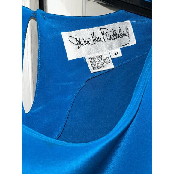 Diane Von Furstenberg DVF Turquoise Aqua 100% Silk Shell Blouse Vintage Medium - Picture 2 of 7